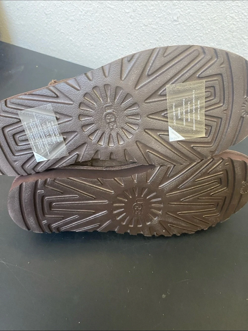 UGG classic ankle